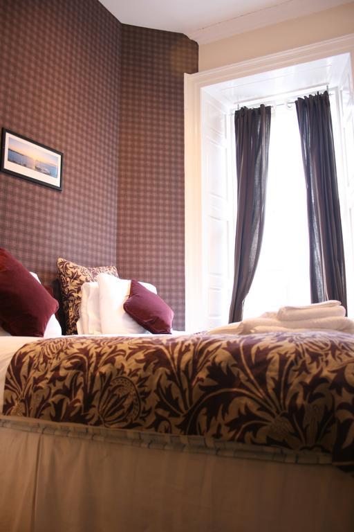 Royal Mile Group Apartments เอดินบะระ ภายนอก รูปภาพ